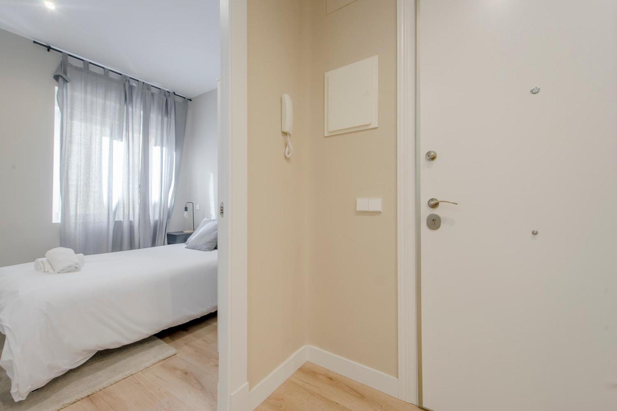 Downtown Apt Para 7Pax La Latina,Centro De Madrid Esterno foto